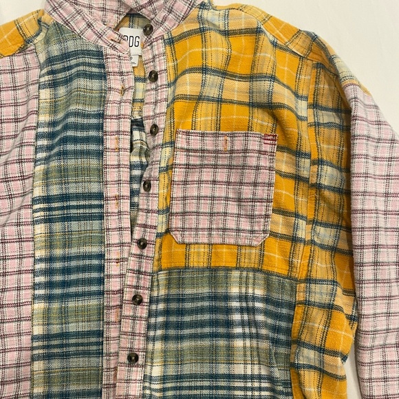 Urban Outfitters BDG oversized flannel - Picture 2 of 5